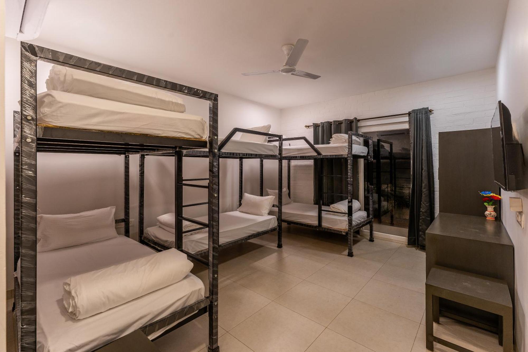 Downtown Arambol - The River Side Hostel מראה חיצוני תמונה